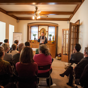 Roshi Taigen Henderson conducting an introductory workshop at the Toronto Zen Centre